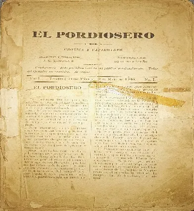 Primera plana del número 1 de «El Pordiosero», Timotes, 1910: «Crónica y Variedades», director y redactor J. M. Espinoza B. Es el primer periódico del pueblo.