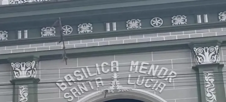 La Basílica Menor Santa Lucía de Timotes: Juan Pablo II concedió la gracia de elevar el templo el 22 de octubre de 2002.
