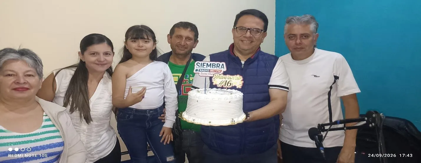 El equipo de Siembra 89.1 FM al cierre de la jornada.