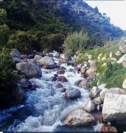 El río, a su paso por Timotes.